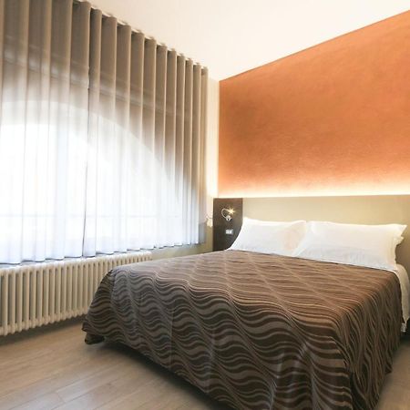 People Travel Rooms Болонья Екстер'єр фото