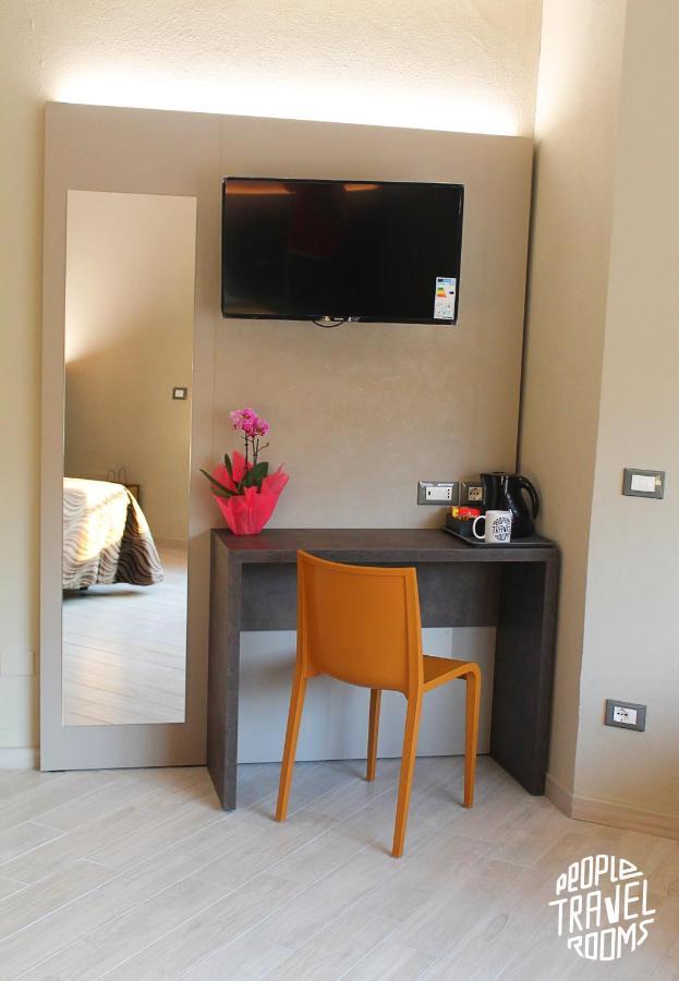 People Travel Rooms Болонья Екстер'єр фото