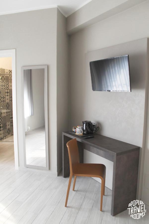 People Travel Rooms Болонья Екстер'єр фото