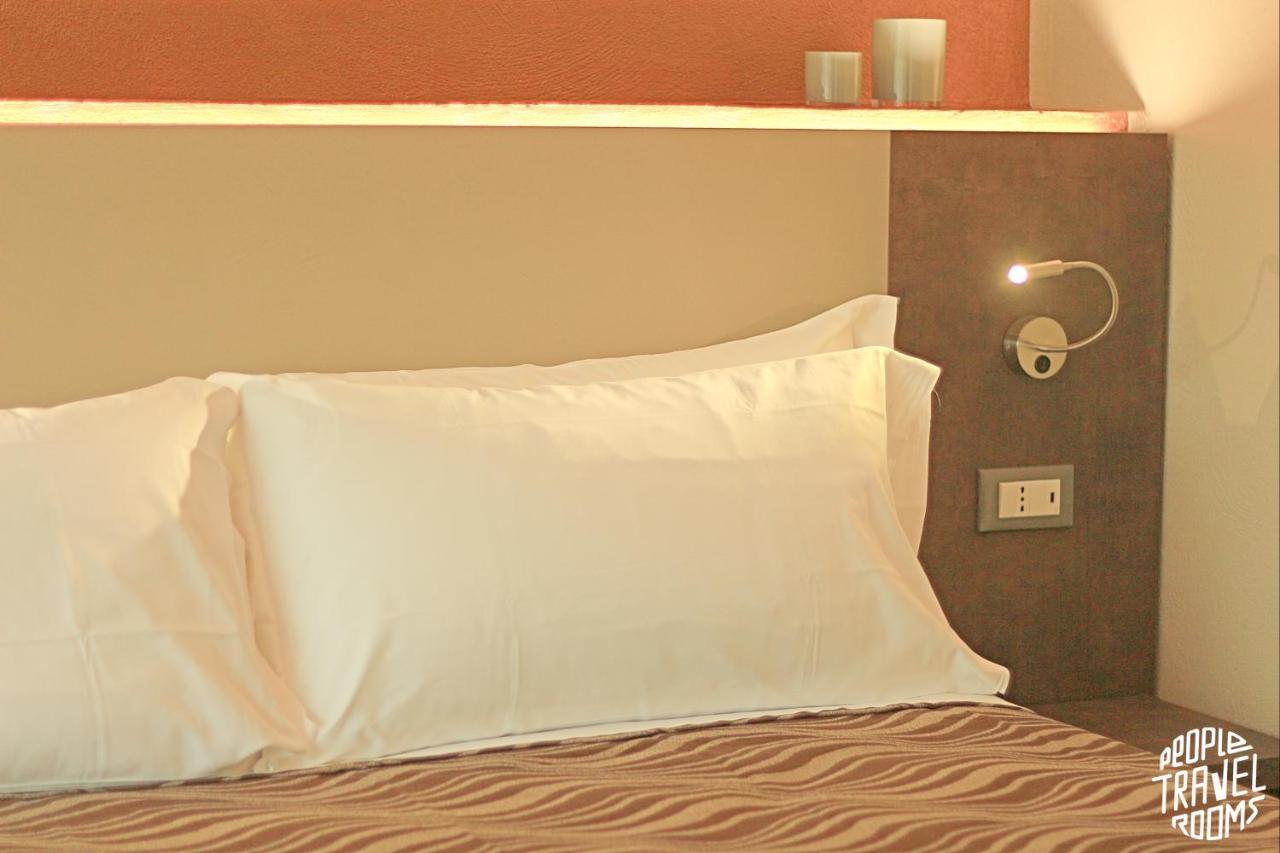People Travel Rooms Болонья Екстер'єр фото