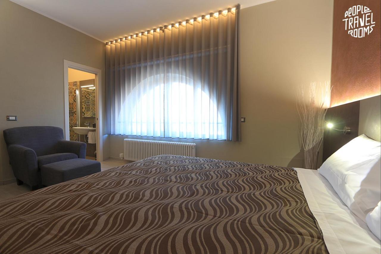 People Travel Rooms Болонья Екстер'єр фото