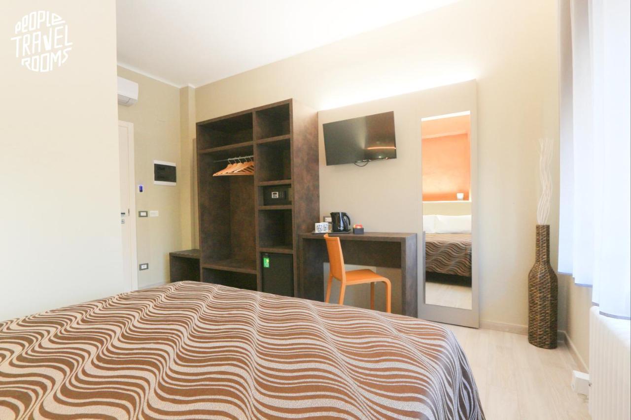 People Travel Rooms Болонья Екстер'єр фото