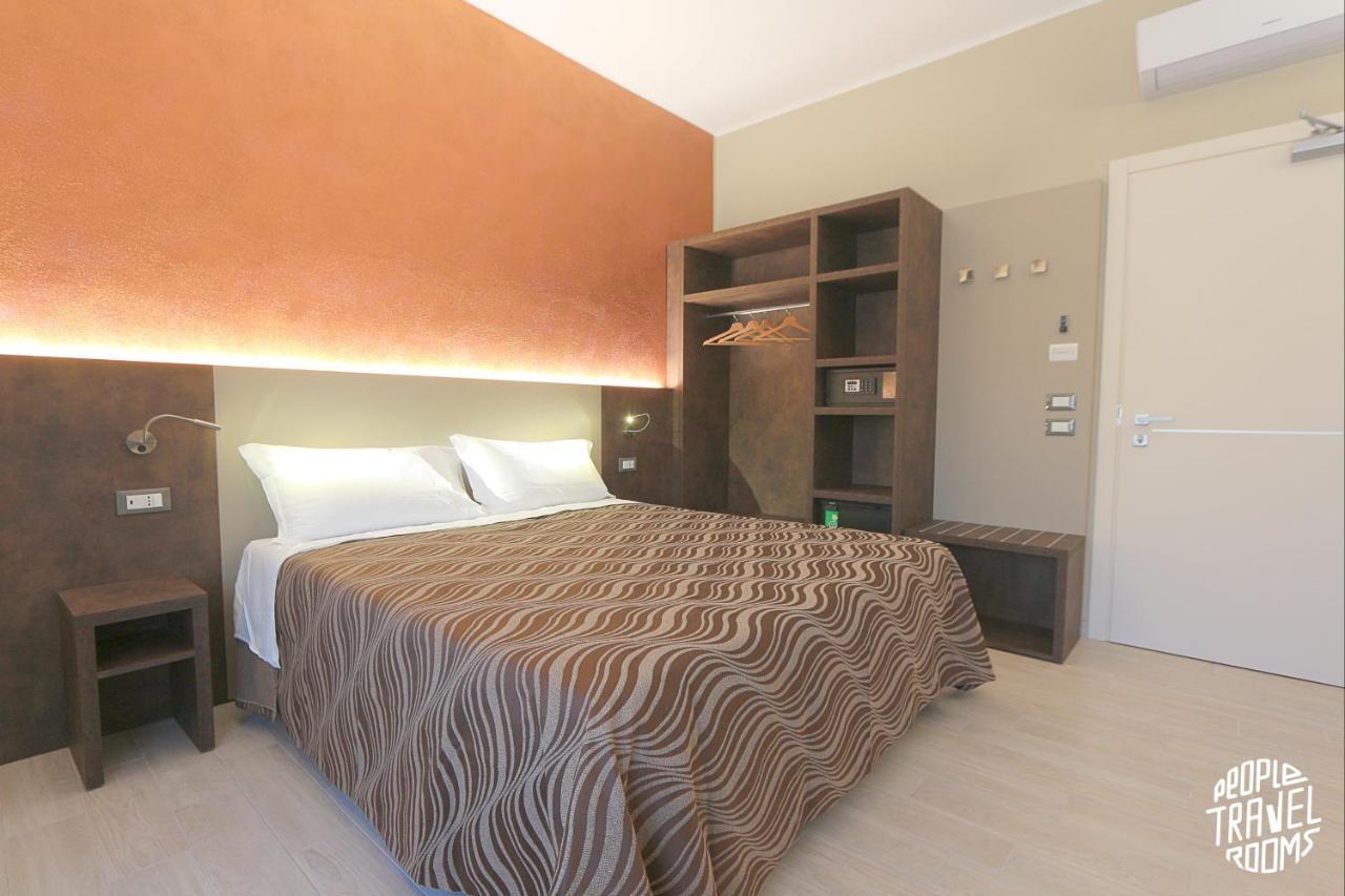 People Travel Rooms Болонья Екстер'єр фото